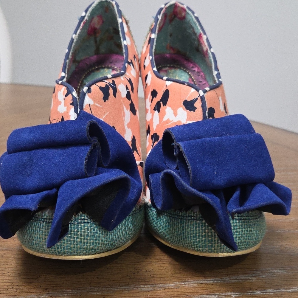 Irregular Choice Mutiny Floral Pumps, Size 37 - Picture 3 of 12